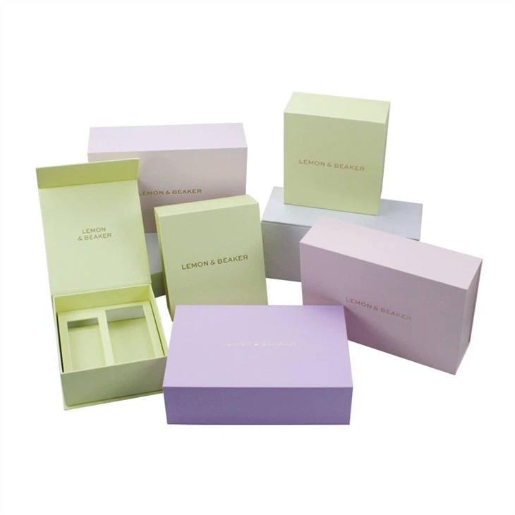 Gift Boxes With Magnetic Catch