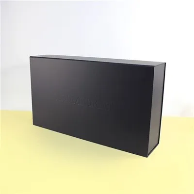 Kotak Magnetik Dengan Logo Debossing